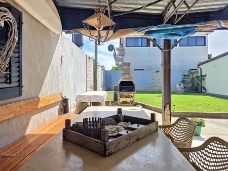 Bungalow Srećko avec terrasse couverte à Umag : photo 18