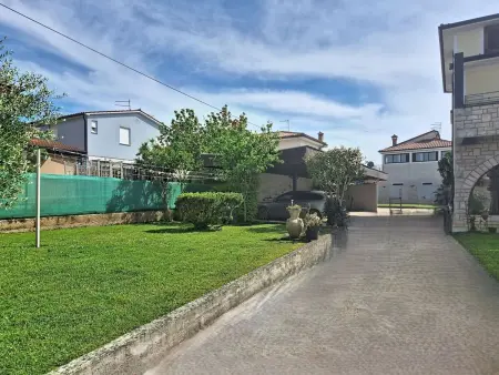 Bungalow Srećko avec terrasse couverte à Umag : photo 21