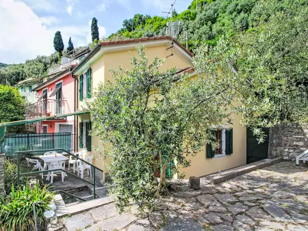Maison Nina à Sori, vue panoramique vallée