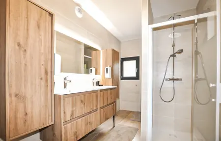 Maison 6 chambres avec piscine et jacuzzi à Sonnac : photo 19