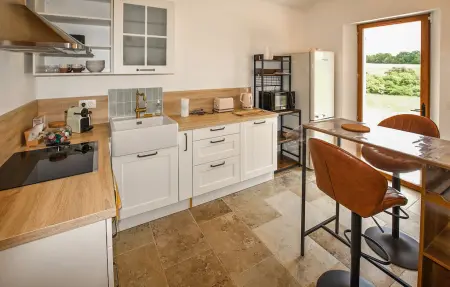 Maison provençale 70 m² avec terrasse et jardin à Saint-Trinit : photo 10