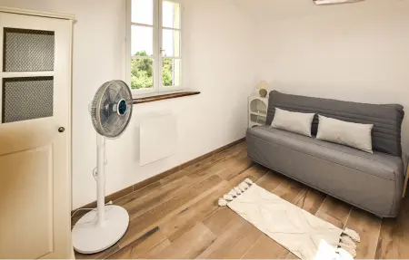 Maison provençale 70 m² avec terrasse et jardin à Saint-Trinit : photo 13