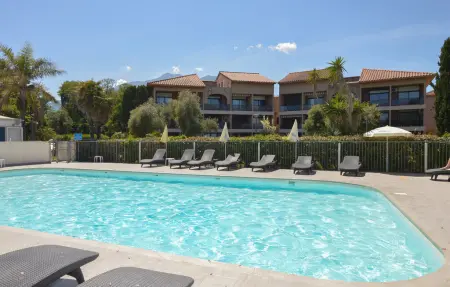 Location appartement à MORIANI PLAGE, STUDIO VUE MER ET PISCINE