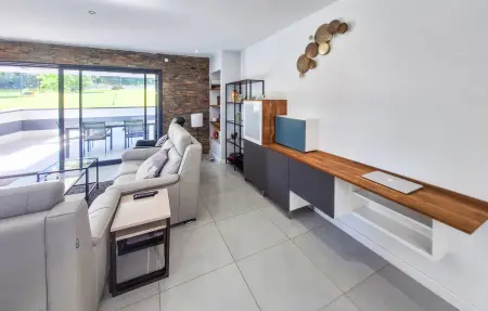 Maison 4 chambres avec jardin de 900m² à Bassens : photo 11