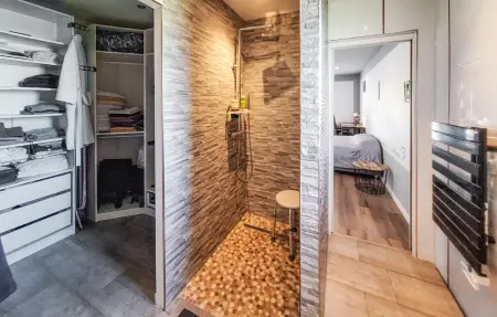 Maison 4 chambres avec jardin de 900m² à Bassens : photo 18