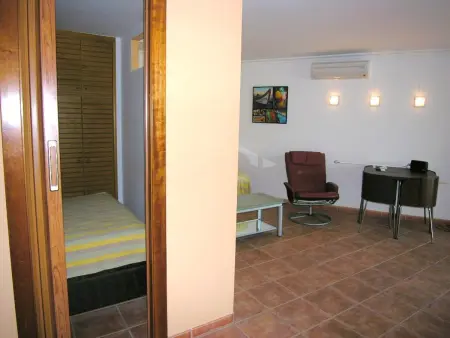 Studio vue mer 8ème étage - 20 m plage Fosca : photo 11