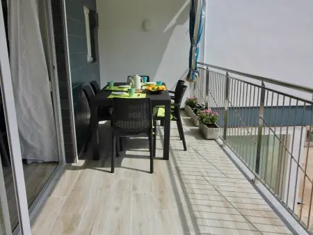 Appartement 6 pers. à 70 m de la plage de La Fosca : photo 2