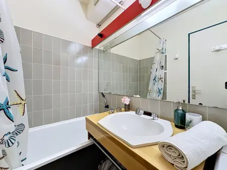 Studio 24 m² à 30 m de la plage, Port Camargue : photo 4