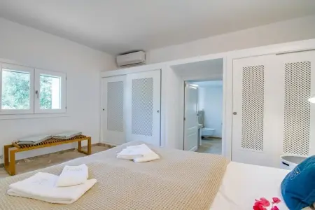 Can Roig de Na Llatzer : maison 8 pers, piscine & vue mer : photo 16
