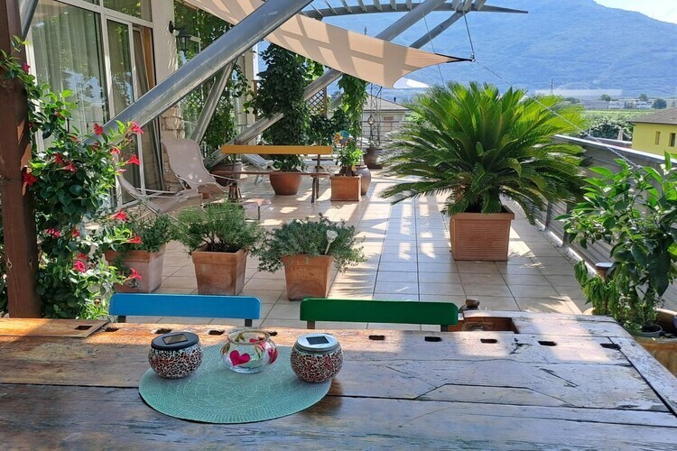 Penthouse avec terrasse 70 m² face sud à Arco - Photo 19