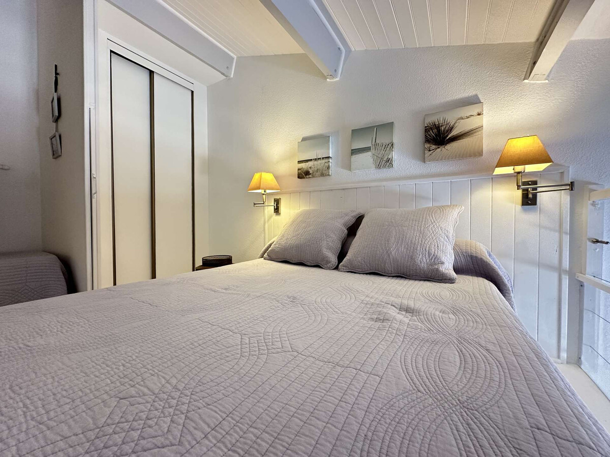 Appartement 4 pers. avec mezzanine à Saint-Martin-de-Ré - Photo 9