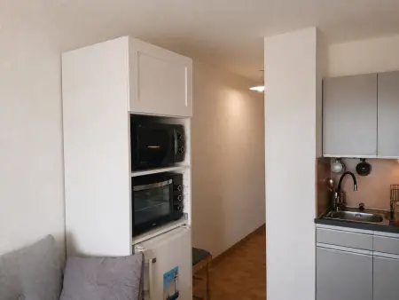 Studio cabine 25m² face plage à Sète, parking : photo 4