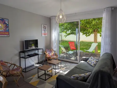 Gîte mitoyenne 4 pers., jardin clos 280 m² - Puymoyen : photo 12