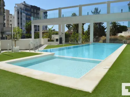 Appartement 4 pers. au cœur de Calp, 50m de la plage : photo 2