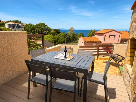 Appartement 55m² aperçu mer et piscine à Collioure : photo 2