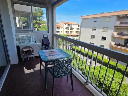 Studio climatisé avec balcon sud à Sainte-Maxime : photo 4