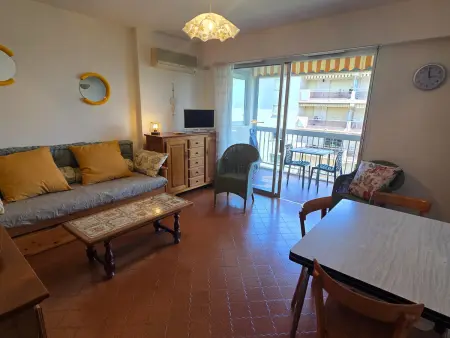 Studio climatisé avec balcon sud à Sainte-Maxime : photo 5