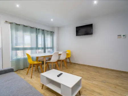 Appartement 4 pers., 2 chambres, clim - Roses : photo 2