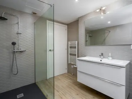 Appartement 4 pers., 2 chambres, clim - Roses : photo 5