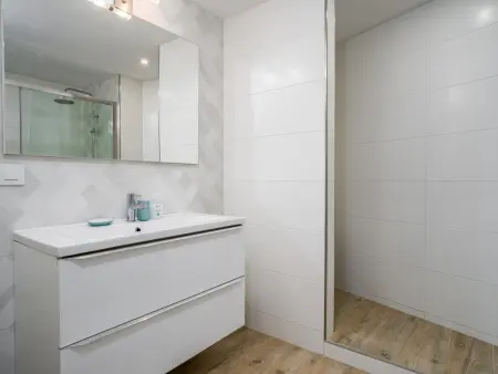 Appartement 4 pers., 2 chambres, clim - Roses : photo 10