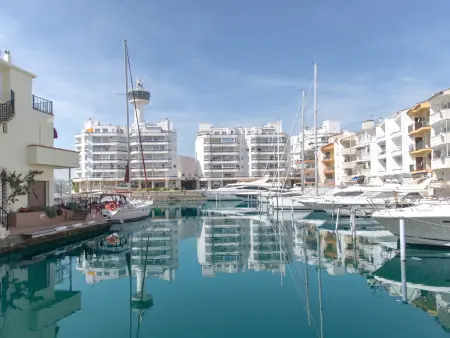 Studio face au canal avec balcon - Empuriabrava : photo 12