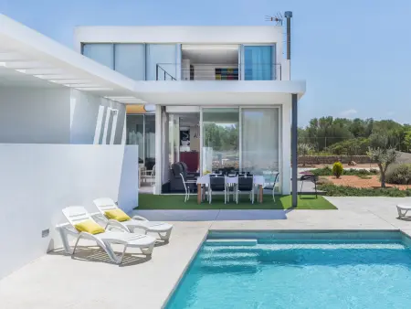 Villa avec piscine privée 8x4 m à Puigderrós, 6 personnes : photo 2
