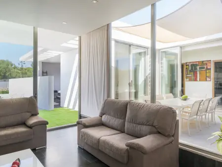 Villa avec piscine privée 8x4 m à Puigderrós, 6 personnes : photo 9