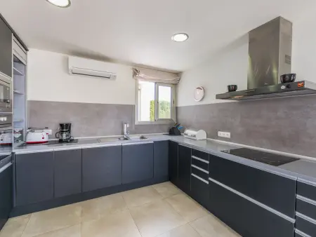 Villa avec piscine privée 8x4 m à Puigderrós, 6 personnes : photo 14