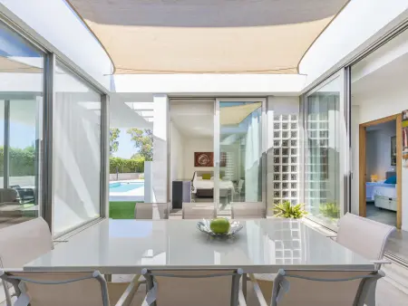 Villa avec piscine privée 8x4 m à Puigderrós, 6 personnes : photo 17