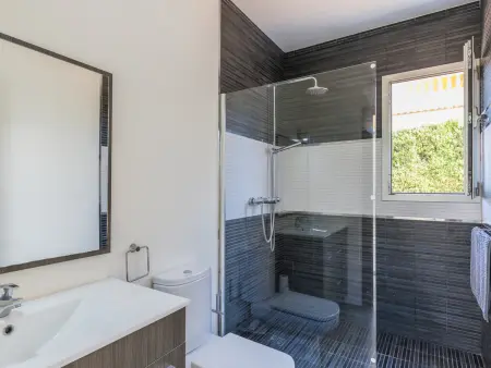 Villa avec piscine privée 8x4 m à Puigderrós, 6 personnes : photo 25