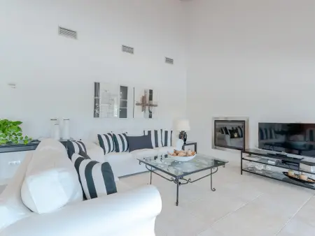 Gîte Inca 5 pers. : piscine privée et vue montagne : photo 9