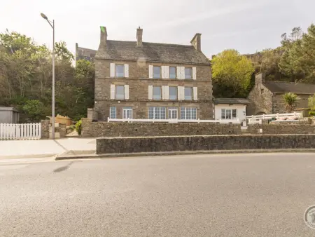 Location gite à Flamanville, Maison rénovée avec vue port - 6 pers.