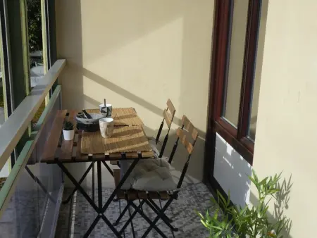 Type 1 avec balcon vue montagne à Aix-les-Bains : photo 11
