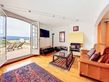 Appartement 2 pièces vue mer à Saint Cyr sur Mer : photo 1