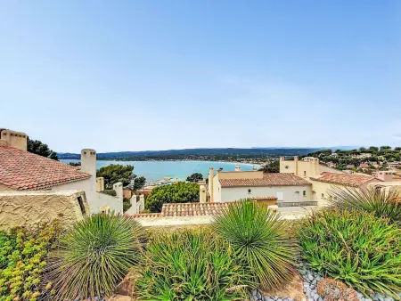 Appartement 2 pièces vue mer à Saint Cyr sur Mer : photo 15