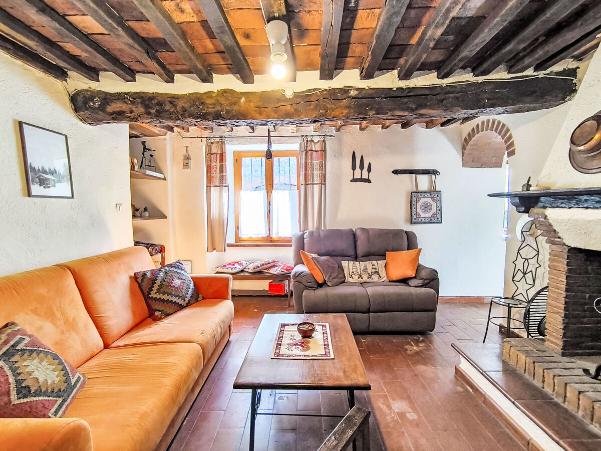 Shelter in the Heart of Tuscany – Maison Prata - Photo 13
