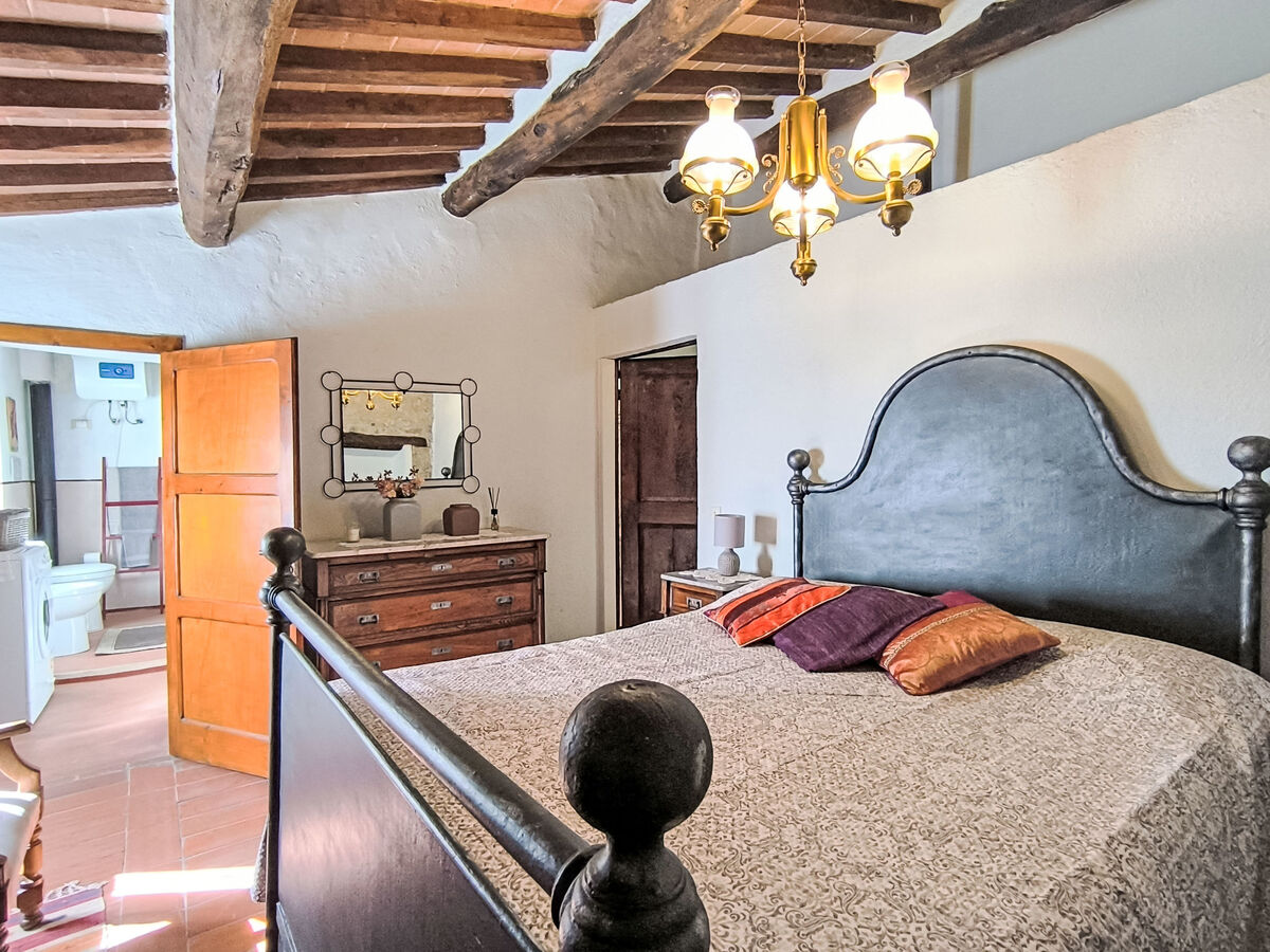 Shelter in the Heart of Tuscany – Maison Prata - Photo 14