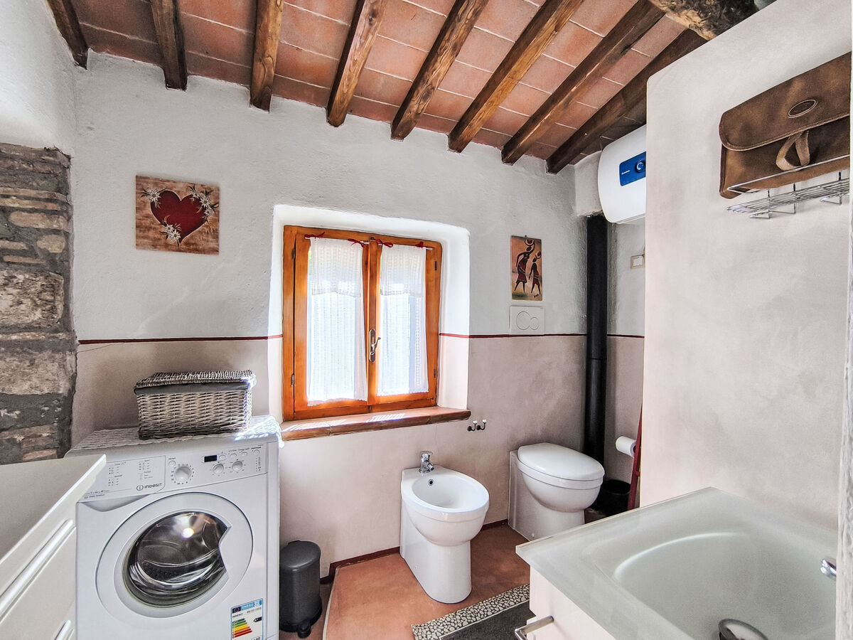 Shelter in the Heart of Tuscany – Maison Prata - Photo 26
