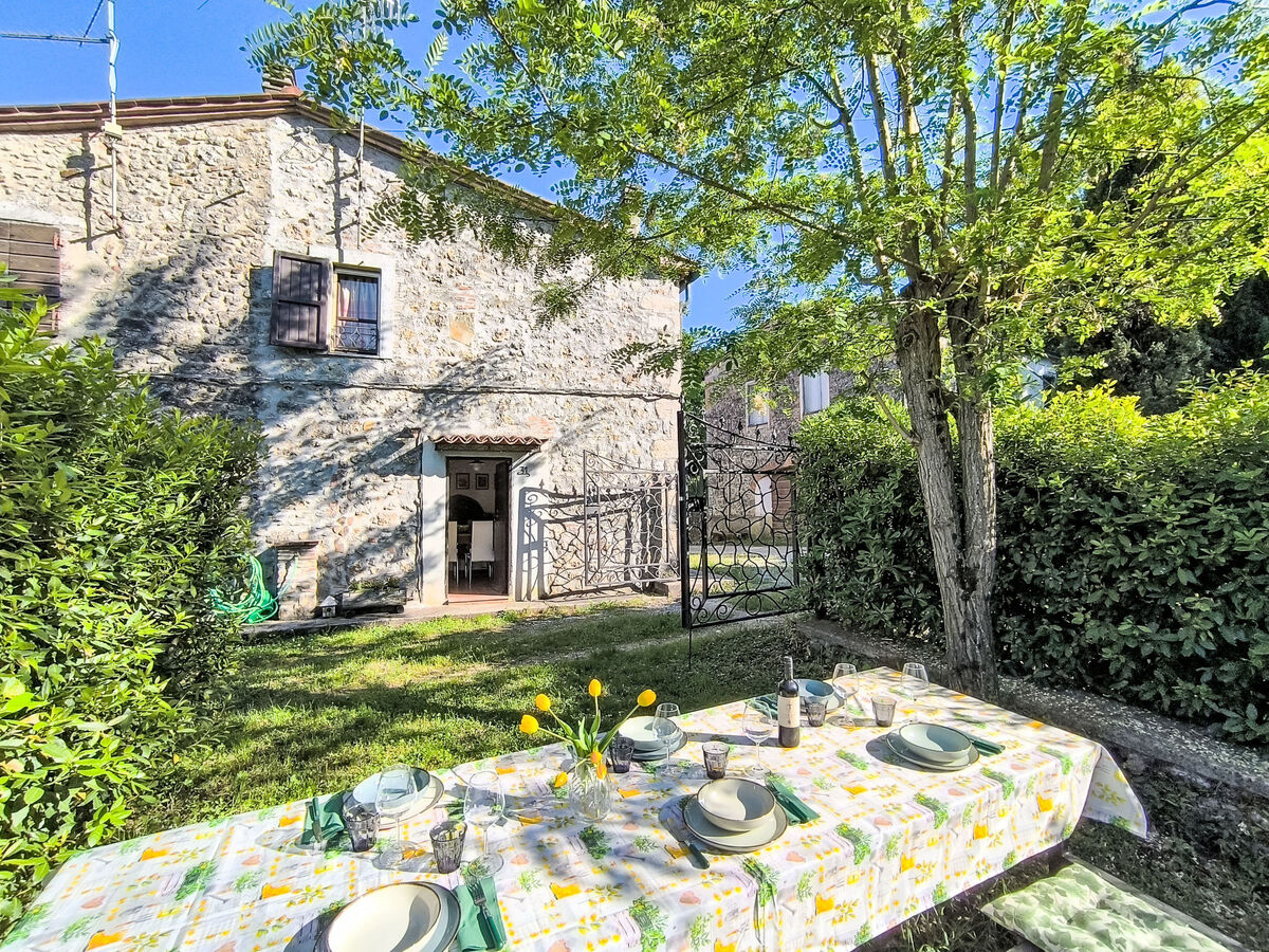 Shelter in the Heart of Tuscany – Maison Prata - Photo 29