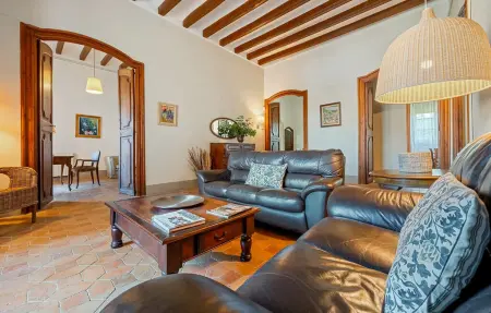 Maison 6 chambres face au monastère de Santes Creus : photo 4