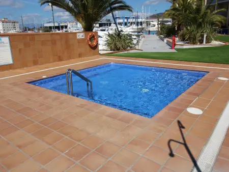 Appartement 2 chambres avec piscine partagée à Roses, proche plage : photo 5