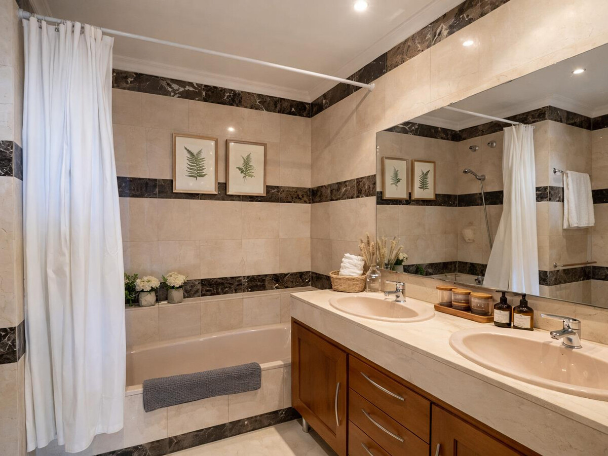 Villa Corfou Sitges : 4 chambres, piscine et tennis - Photo 20