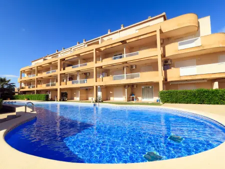 Appartement 2 chambres climatisé à 550 m de la plage : photo 1
