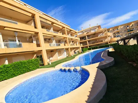 Appartement 2 chambres climatisé à 550 m de la plage : photo 2