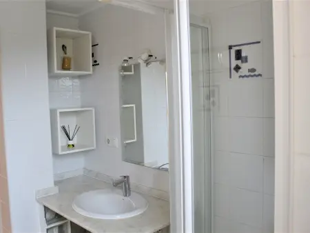 Appartement 2 chambres climatisé à 550 m de la plage : photo 12