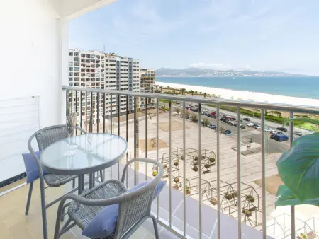 Studio face à la mer avec balcon à Empuriabrava : photo 1