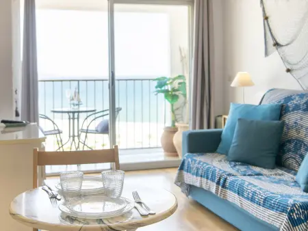 Studio face à la mer avec balcon à Empuriabrava : photo 3
