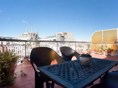 Penthouse Barcelone avec terrasse vue Sagrada Familia : photo 1