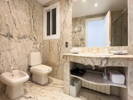 Appartement Eixample avec terrasse et hamacs - Barcelone : photo 6