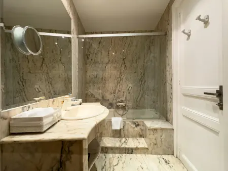 Appartement Eixample avec terrasse et hamacs - Barcelone : photo 18